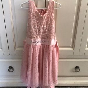 Beautiful pink girls size 10 dress! Worn once!